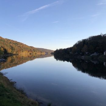 The Foxburg Inn - Allegheny River View - Hotels Near Me - Foxburg, Pennsylvania