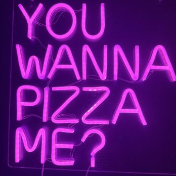 Marmadukes Lodge - Pizza joint next door - Sports Bars Near Me - Leesburg, Florida