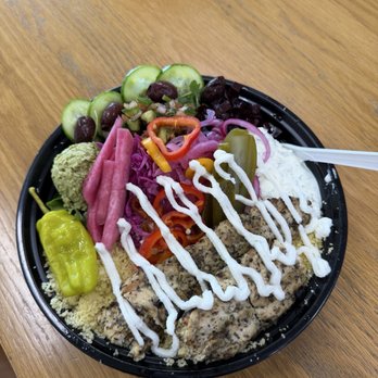 Brochettes Grill - Greek chicken bowl - Mediterranean Near Me - Dinuba, California