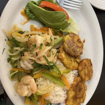La Bella Managua - Grilled Tiger Shrimps w/buttered garlic sauce - Latin American Near Me - Toronto, Ontario La Bella Managua - Grilled Tiger Shrimps w/buttered garlic sauce - Latin American Near Me - Toronto, Ontario