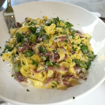 Pasta Beach - Asparagus and mushrooms tossed in a light white cream sauce - heaven! - Italian Near Me - Newport, Rhode Island Pasta Beach - Asparagus and mushrooms tossed in a light white cream sauce - heaven! - Italian Near Me - Newport, Rhode Island