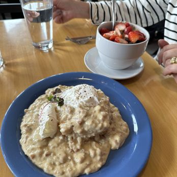 Devoted Kiss Cafe - Biscuits & Gravy with Poached Eggs - Breakfast & Brunch Near Me - Gig Harbor, Washington Devoted Kiss Cafe - Biscuits & Gravy with Poached Eggs - Breakfast & Brunch Near Me - Gig Harbor, Washington