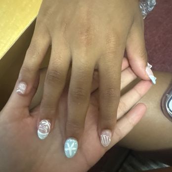 Hollywood Nails Salon - Nail Salons Near Me - South Riding, Virginia Hollywood Nails Salon - Nail Salons Near Me - South Riding, Virginia