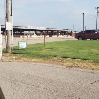 Lawns By Murphy - Green Murphy Products sign on Exchange Ave b4 railroad tracks is where you turn for the soil yard. - Nurseries & Gardening Near Me - Oklahoma City, Oklahoma Lawns By Murphy - Green Murphy Products sign on Exchange Ave b4 railroad tracks is where you turn for the soil yard. - Nurseries & Gardening Near Me - Oklahoma City, Oklahoma
