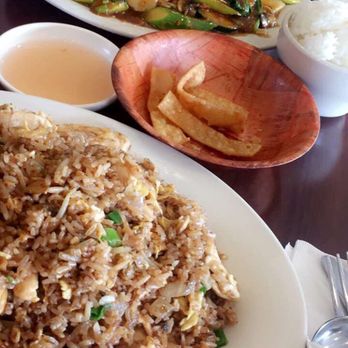 Shanghai - Chicken fried rice and stir fry veggies - Shanghainese Near Me - Houston, Texas