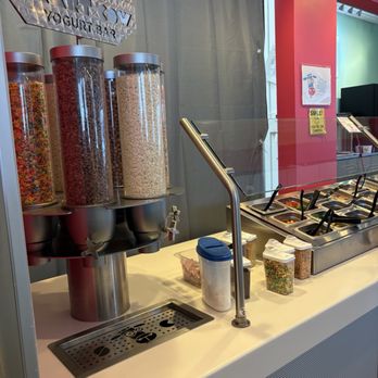 Smart Cow Yogurt Bar - Beginning of the topping bar - Ice Cream & Frozen Yogurt Near Me - Menomonee Falls, Wisconsin Smart Cow Yogurt Bar - Beginning of the topping bar - Ice Cream & Frozen Yogurt Near Me - Menomonee Falls, Wisconsin