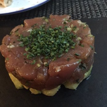 Casa Pachuco - Tuna tartare. - Tapas Bars Near Me - Madrid, M