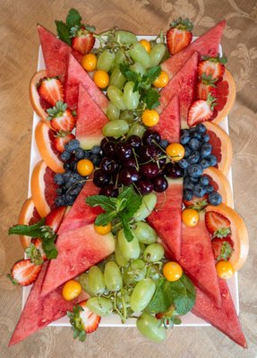 Fruit Platters - Fresh fruit platters made to order....unique & fresh. Fruit Platters - Fresh fruit platters made to order....unique & fresh.