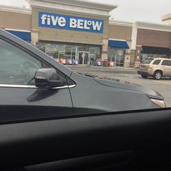 Five Below - Store Sign