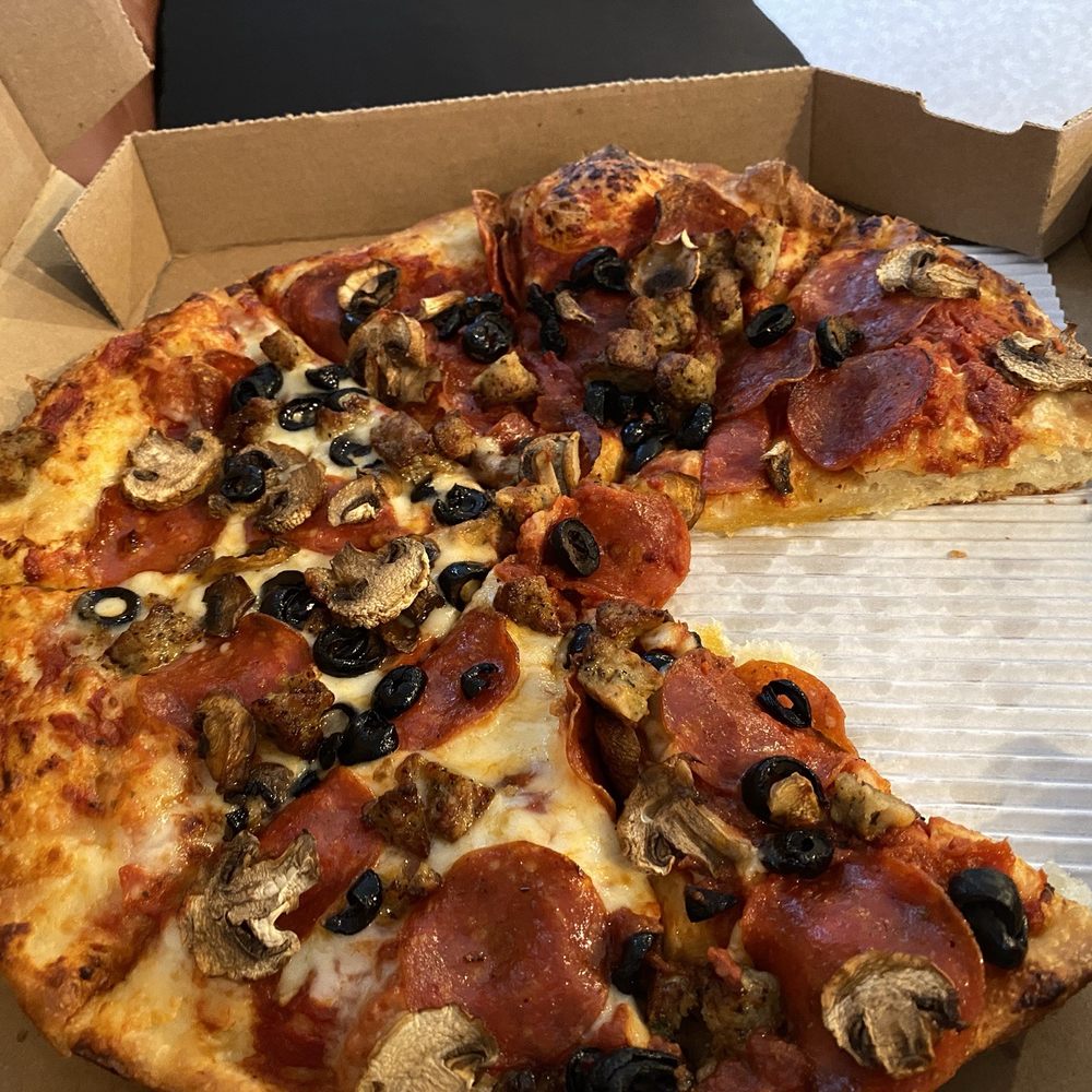 Domino's Pizza - Medium pizza with handmade crust. 1/2 of pizza  without cheese. So delicious and always ready .when we pick it up. - Pizza Near Me - Alameda, California
