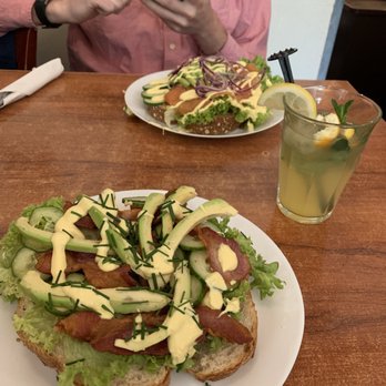 Lunchcafe Singel 404 - Breakfast & Brunch Near Me - Amsterdam, New Hampshire