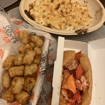 Mason's Famous Lobster Rolls - Seafood Near Me - Cary, North Carolina Mason's Famous Lobster Rolls - Seafood Near Me - Cary, North Carolina