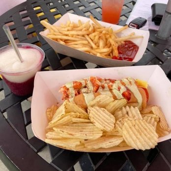 Reel Smoke - Lobster Roll and Fries - Food Trucks Near Me Reel Smoke - Lobster Roll and Fries - Food Trucks Near Me