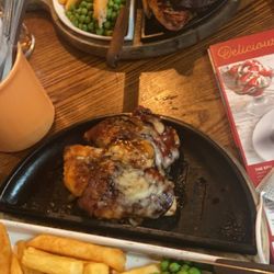 Summit Inn - Hunters chicken and XL mix grill