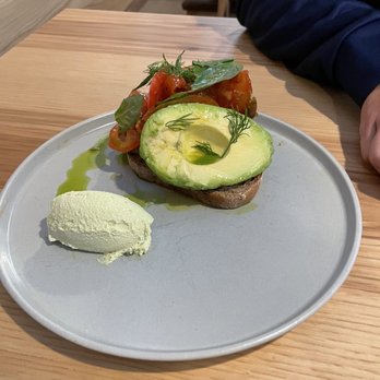 Proud Mary - Avocado toast - Breakfast & Brunch Near Me - Austin, Texas