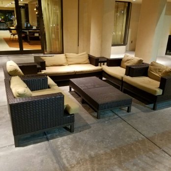 Courtyard by Marriott Jacksonville Butler Boulevard - outdoor lounge - Hotels Near Me - Jacksonville, Florida Courtyard by Marriott Jacksonville Butler Boulevard - outdoor lounge - Hotels Near Me - Jacksonville, Florida