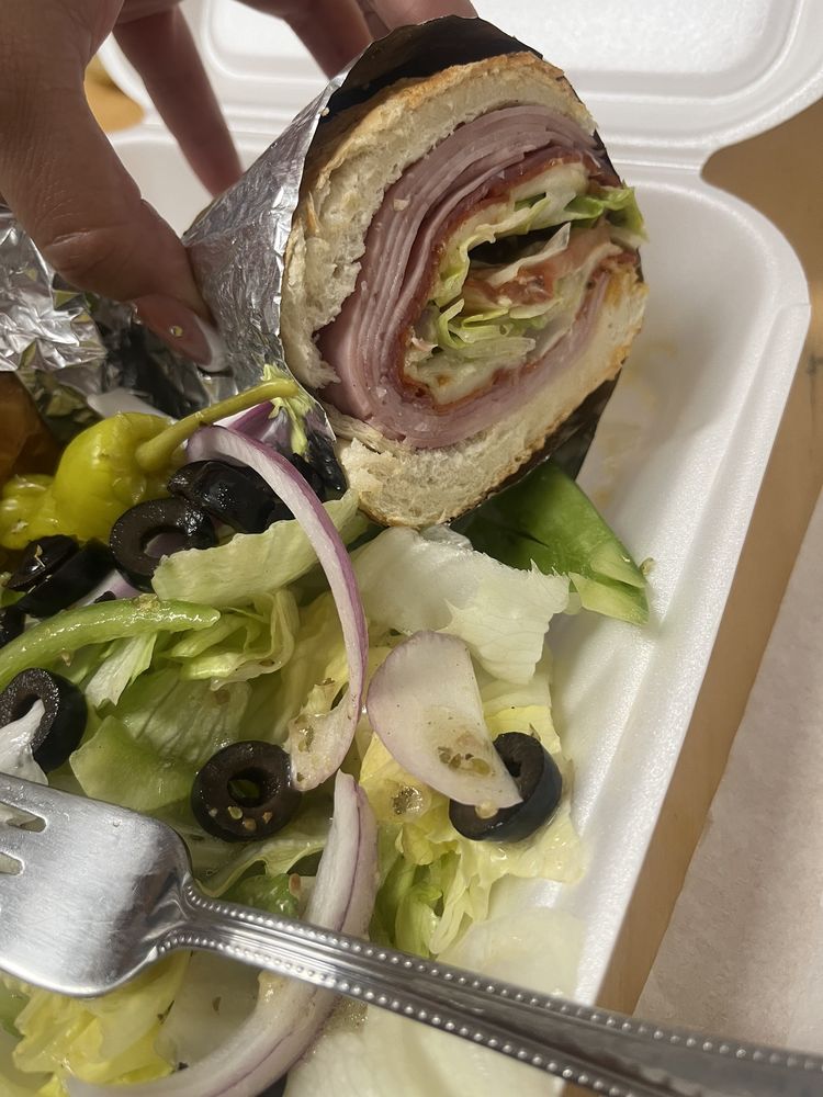 PIZZA FANZZ Updated May 2024 31 Photos & 30 Reviews 8884 Limonite