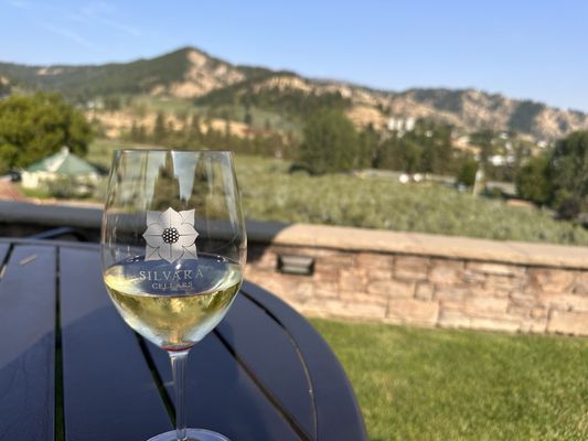 Silvara Cellars by null