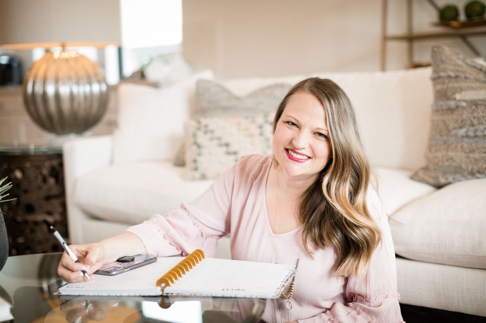 LAURA CRAMER MARTIN REALTY GROUP 22 Photos 1097 Schoolhouse Rd