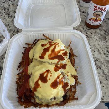 Southshore Cafe - Corn beef hash egg Benedict - American Near Me - Alameda, California Southshore Cafe - Corn beef hash egg Benedict - American Near Me - Alameda, California