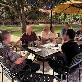 Blue Palms Brewhouse - Patio area adjacent to green space - Burgers Near Me - Northridge, California Blue Palms Brewhouse - Patio area adjacent to green space - Burgers Near Me - Northridge, California