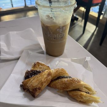 Klatch Coffee - Cinnamon twist and iced vanilla latte - Coffee & Tea Near Me - Chino Hills, California