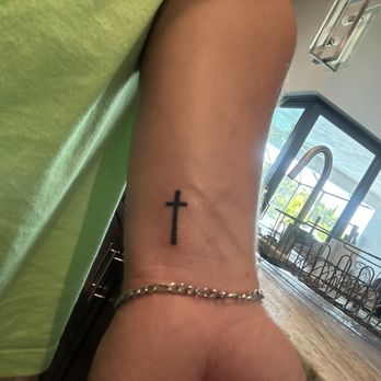 In Living Color - Cross - Piercing Near Me - Estero, Florida In Living Color - Cross - Piercing Near Me - Estero, Florida