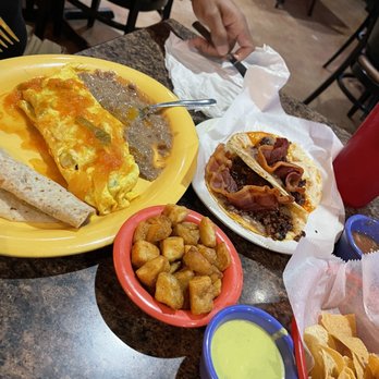Taqueria Chalupas - Breakfast! - Mexican Near Me - Webster, Texas