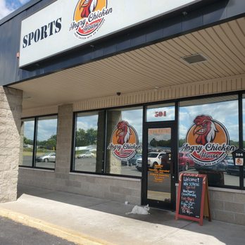 Angry Chicken House - Out front- say hello to the kitty! His name is Boss. - Chicken Shop Near Me - Carlisle, Ohio