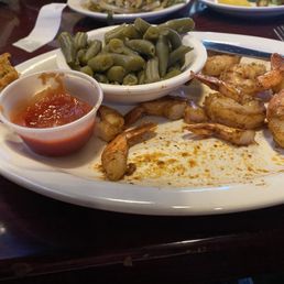 I ordered the sautéed jumbo shrimp, it was a little too spicy for me , my husband got the same thing and enjoyed his. M I ordered the sautéed jumbo shrimp, it was a little too spicy for me , my husband got the same thing and enjoyed his. M