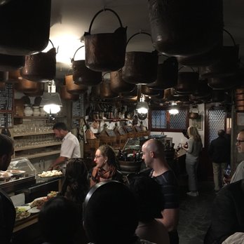 Cantina Do Mori - Wine Bars Near Me - Venezia, VE Cantina Do Mori - Wine Bars Near Me - Venezia, VE