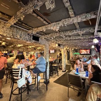 Siesta Key Oyster Bar - Inside area. - Seafood Near Me - Sarasota, Florida