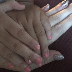Mommy daughter nails