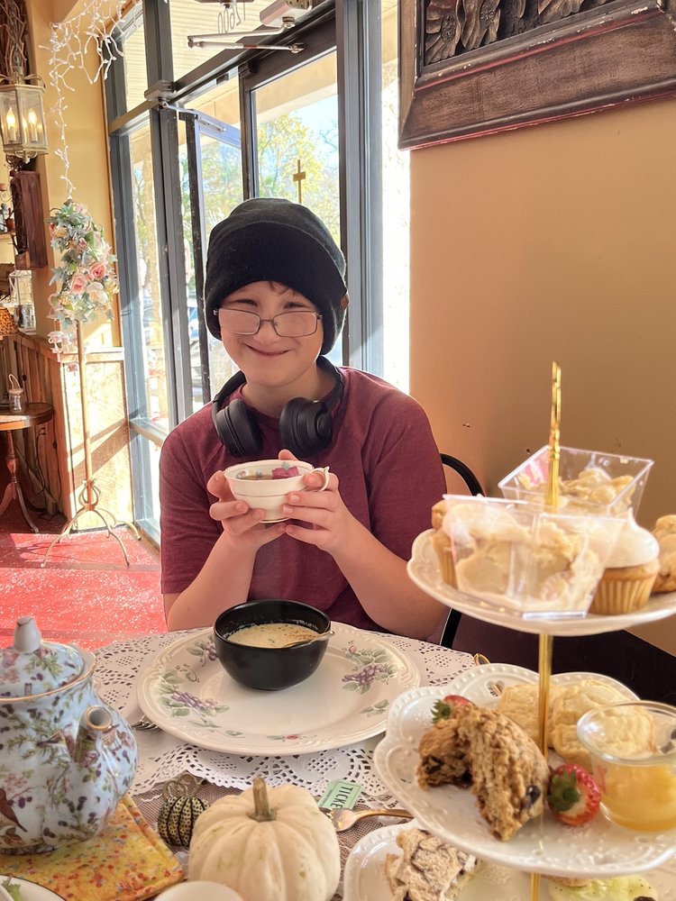 Grace Table Tea Room, Baldwin Roadtrippers