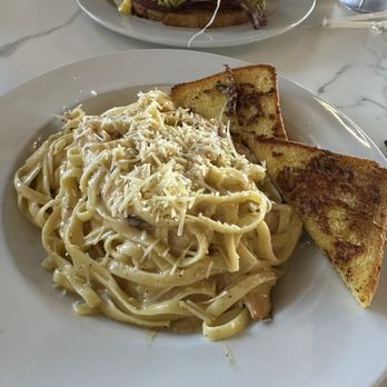The Secret Garden - Cajun Chicken Alfredo - Breakfast & Brunch Near Me - Modesto, California