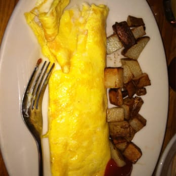Darby's Restaurant & Pub - cheese omelet/home fries - Pubs Near Me - Belfast, Maine Darby's Restaurant & Pub - cheese omelet/home fries - Pubs Near Me - Belfast, Maine