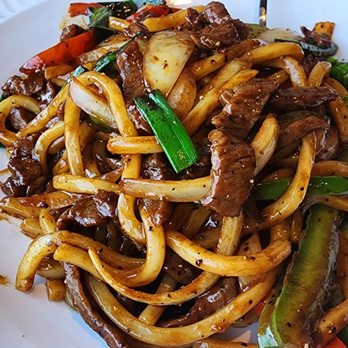 Thumbling - Beef Tenderloin Udon with Black Pepper - Shanghainese Near Me - West Covina, California Thumbling - Beef Tenderloin Udon with Black Pepper - Shanghainese Near Me - West Covina, California