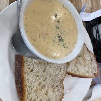 McKinley Creekside Cafe - Smoked salmon chowder - Cafes Near Me - Denali, Alaska