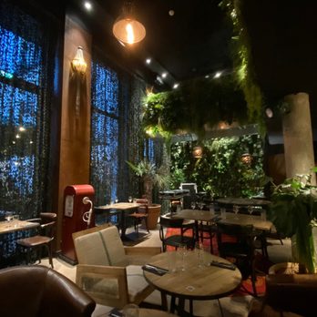 Ice Kube - Cocktail Bars Near Me - Paris, 75