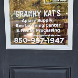 Grannykat's Apiary Supply and Bee Learning Center