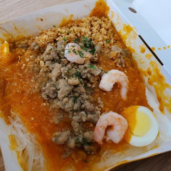 Jollibee - Palabok - Chicken Shop Near Me - Alhambra, California