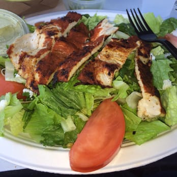 Taco Mesa - House salad with chicken - Mexican Near Me - Costa Mesa, California Taco Mesa - House salad with chicken - Mexican Near Me - Costa Mesa, California