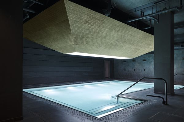 Bathhouse Flatiron by null