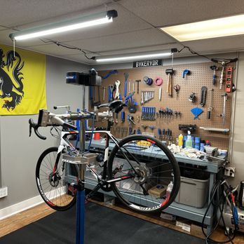 Leading Edge Cyclery - Bike Repair/Maintenance Near Me - Lebanon, Pennsylvania Leading Edge Cyclery - Bike Repair/Maintenance Near Me - Lebanon, Pennsylvania