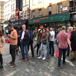 Street Food Union - Queue for the Thai