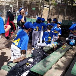 Baseball game .