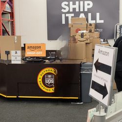 Staples - Amazon return center