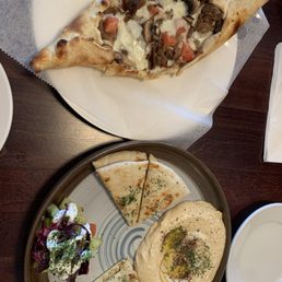 Hummus, Lamb pide Hummus, Lamb pide