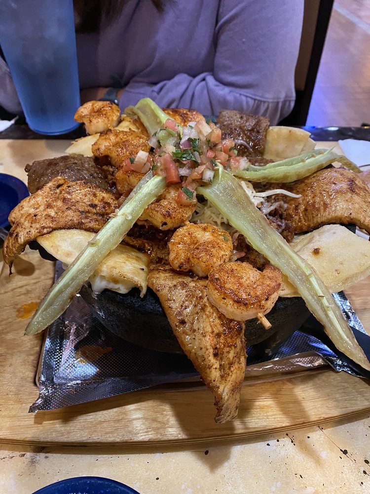 FRIDA’S COCINA MEXICANA & BAR Updated October 2024 13 Photos 1002