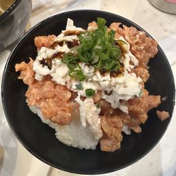 Sushi parfait sea salad spicy tuna